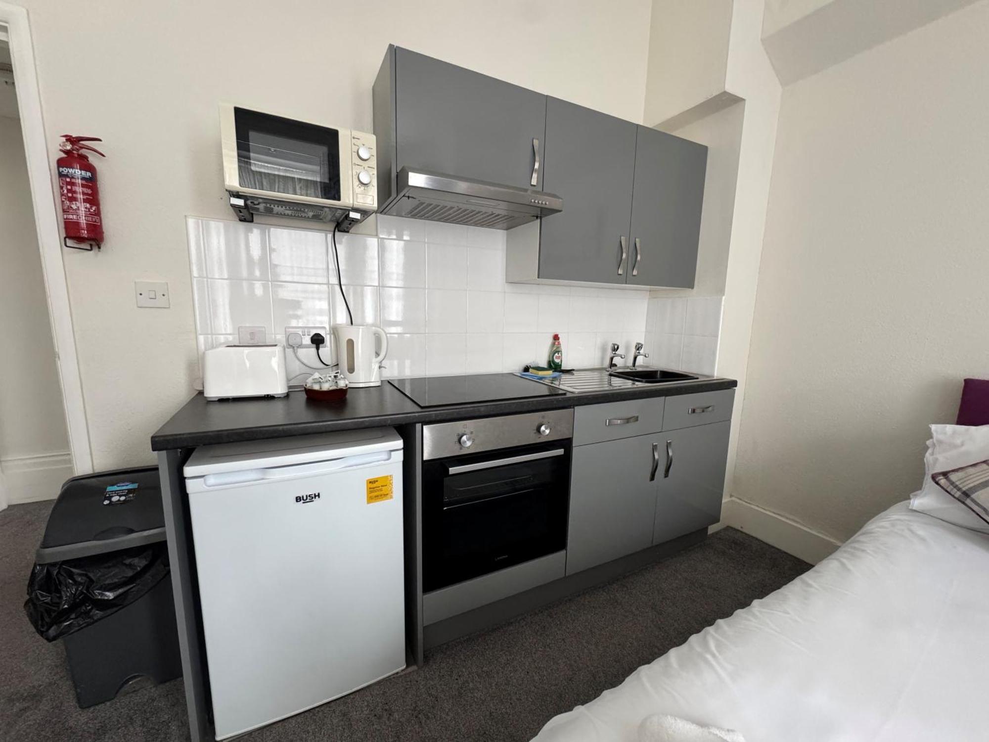Devonshire House Holiday Flats Eastbourne Eksteriør bilde