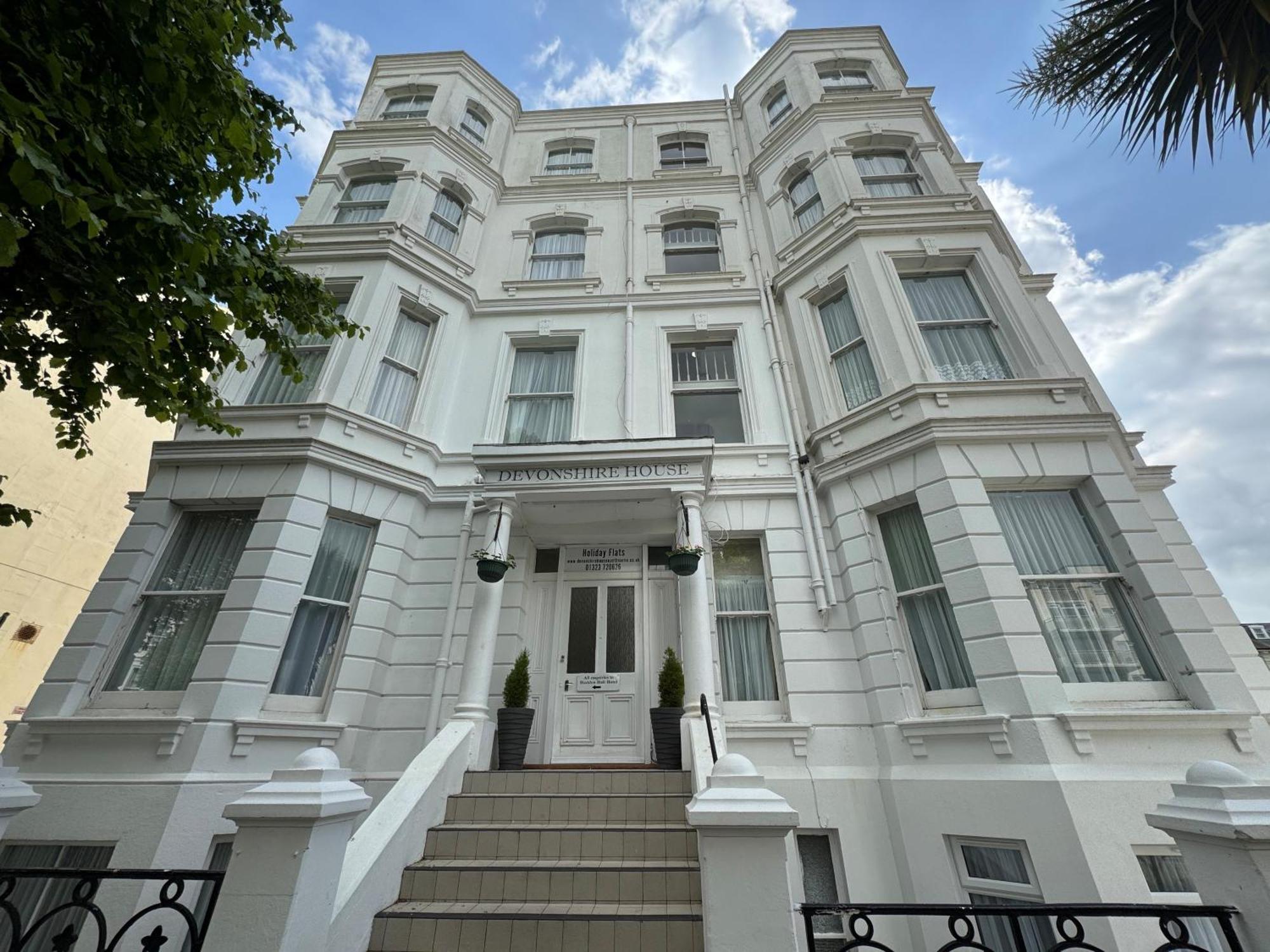 Devonshire House Holiday Flats Eastbourne Eksteriør bilde